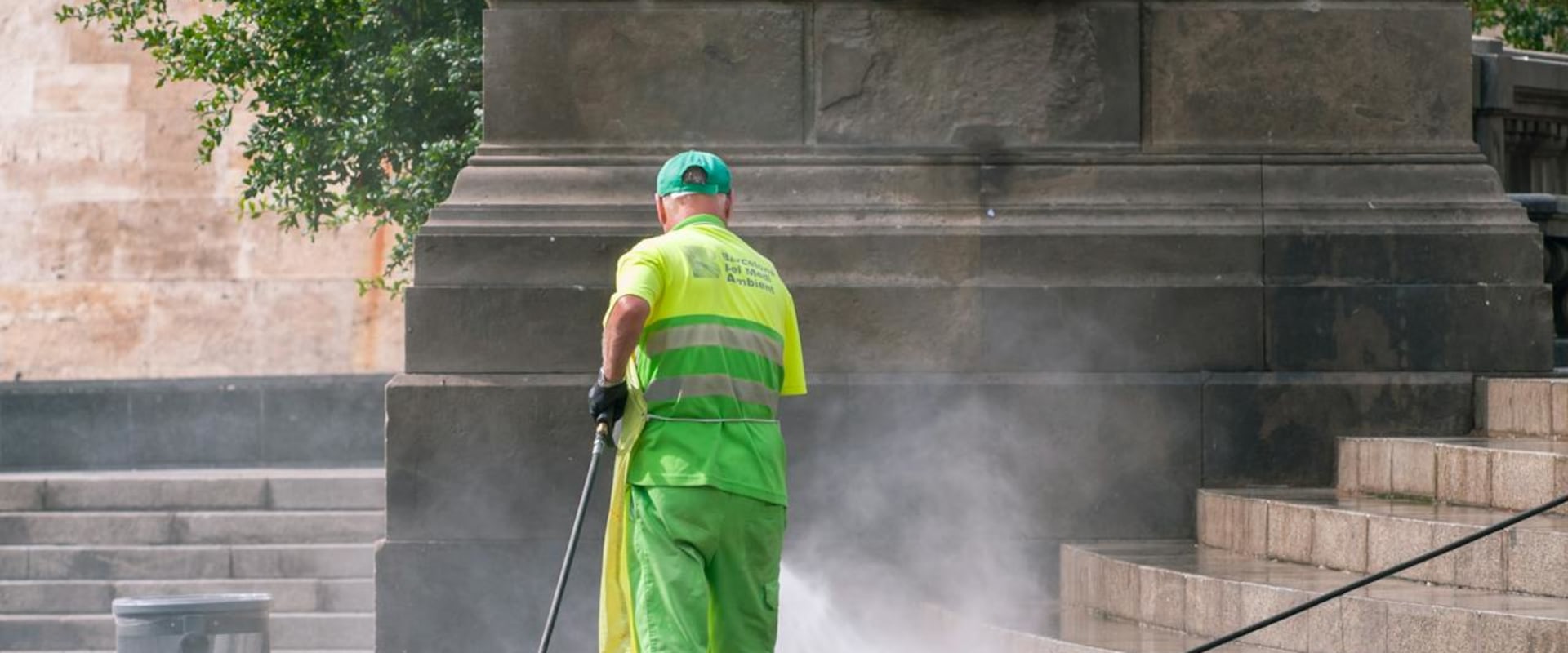 Discover Professional Cleaning for Fine Glassware in Sydney